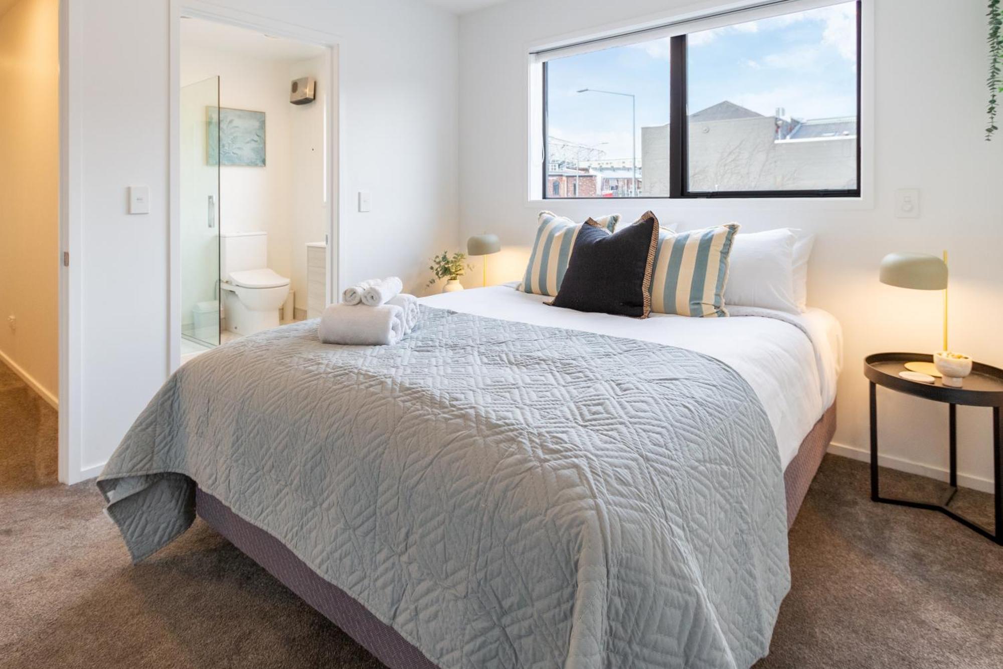 Stylish Central City Townhouse Next To Little High Christchurch Exterior photo