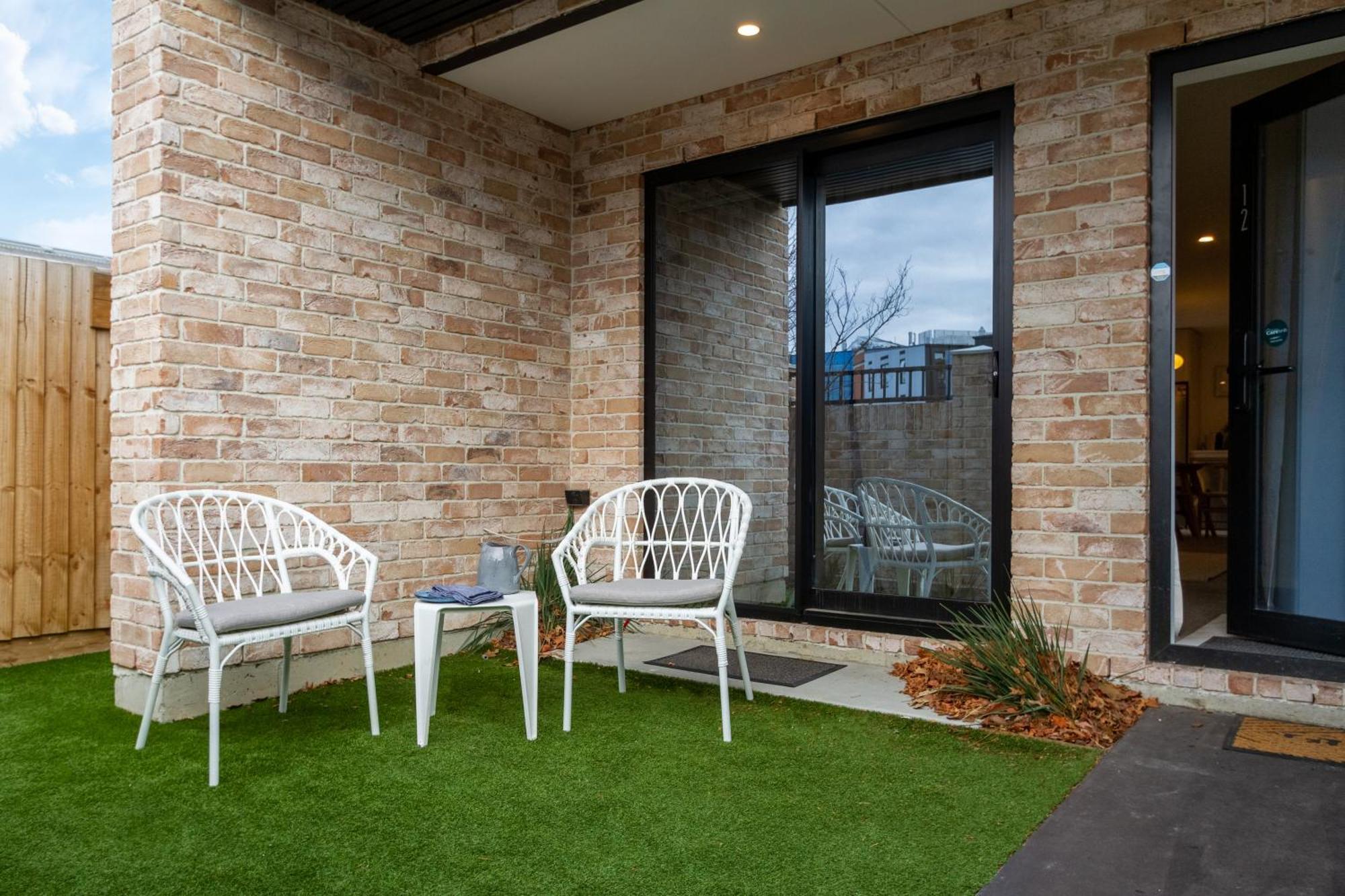 Stylish Central City Townhouse Next To Little High Christchurch Exterior photo